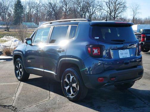 2022 Jeep Renegade Trailhawk
