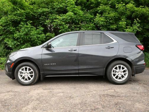 Iron Gray Metallic 2023 Chevrolet Equinox 1LT