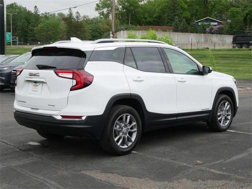 2022 GMC Terrain SLT
