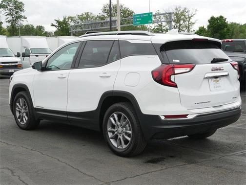 2022 GMC Terrain SLT