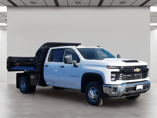 2025 Chevrolet Silverado 3500 WT