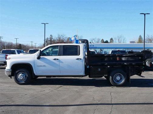 2025 Chevrolet Silverado 3500 WT