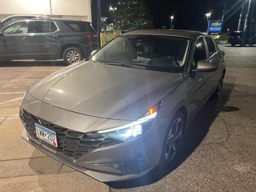 2022 Hyundai ELANTRA HEV Limited