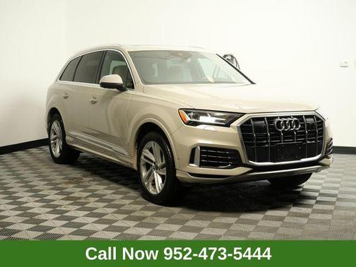 2022 Audi Q7 55 Premium Plus