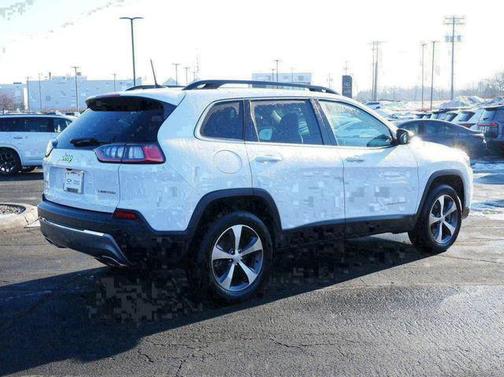 Bright White Clearcoat 2022 Jeep Cherokee Limited