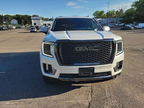 White Frost Tricoat 2024 GMC Yukon Denali Ultimate