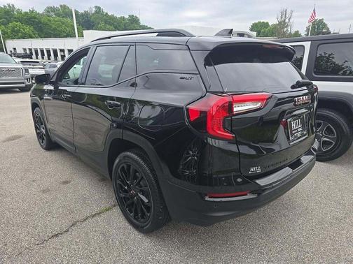 Ebony Twilight Metallic 2023 GMC Terrain SLT