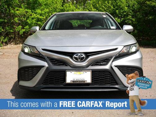Celestial Silver Metallic 2024 Toyota Camry SE