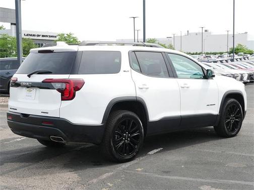 2023 GMC Acadia AWD SLT