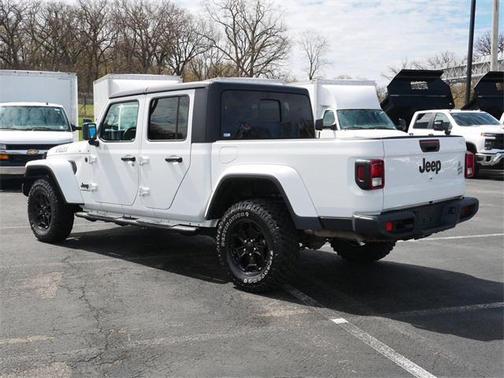 2022 Jeep Gladiator Willys 4x4