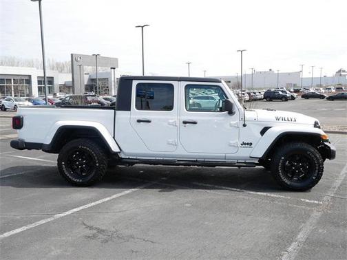 2022 Jeep Gladiator Willys 4x4