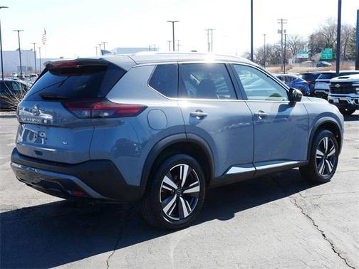 2023 Nissan Rogue SL
