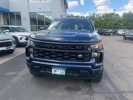 2022 Chevrolet Silverado 1500 Custom