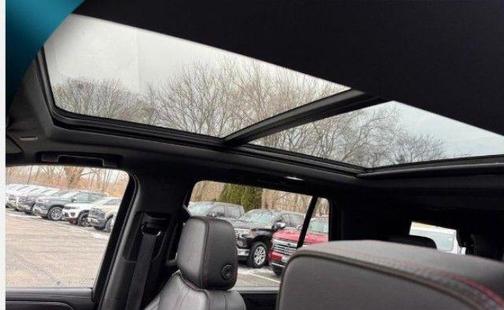 2022 Chevrolet Tahoe 4WD RST