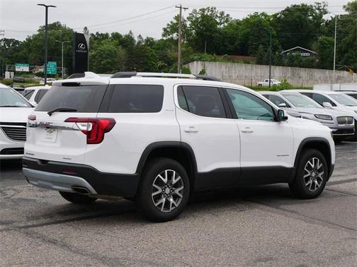 2022 GMC Acadia AWD SLE