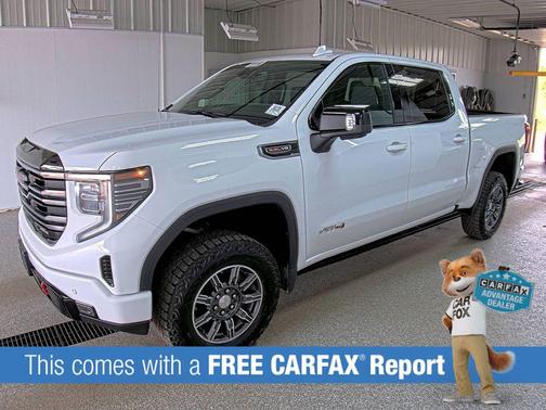 Summit White 2025 GMC Sierra 1500 AT4