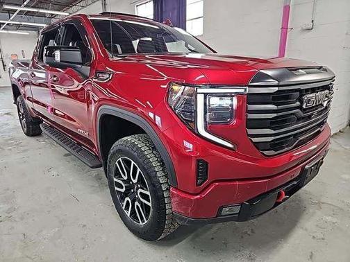 2024 GMC Sierra 1500 AT4