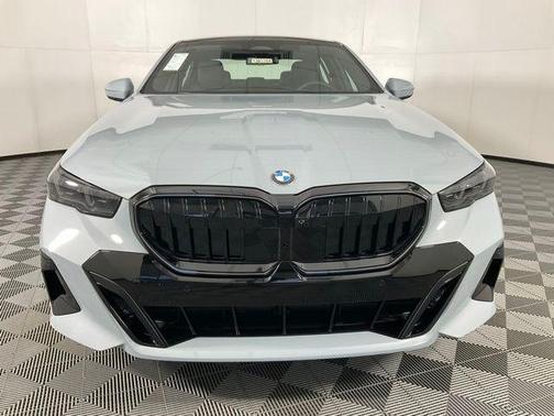 2025 BMW 530 xDrive
