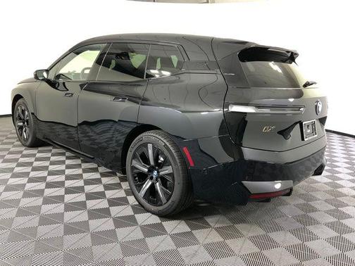 2023 BMW iX M60