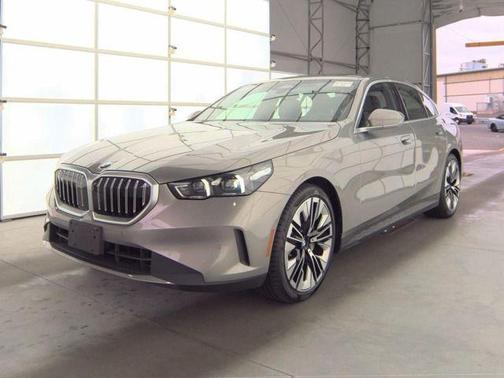 2024 BMW 530 i xDrive
