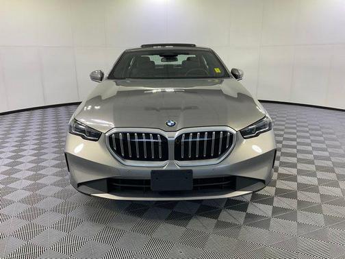 2024 BMW 530 i xDrive