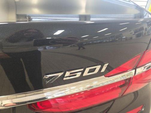 2019 BMW 750 i xDrive