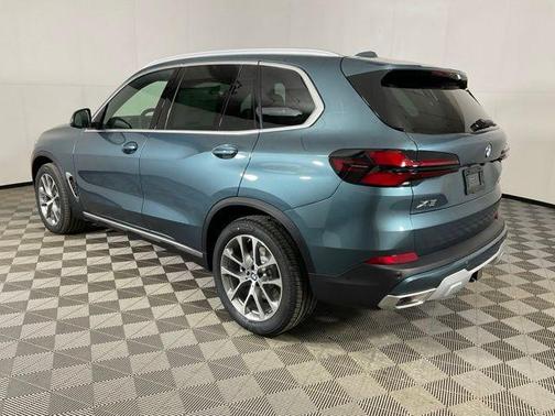 Blue Ridge Mountain Metallic 2026 BMW X5 xDrive40i