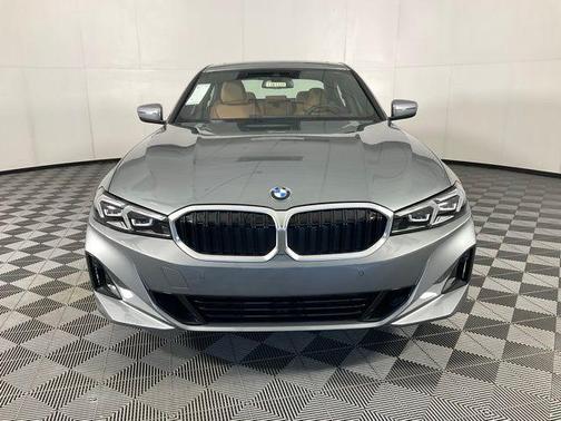 2025 BMW 330 i xDrive