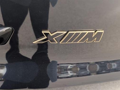 2023 BMW XM Base