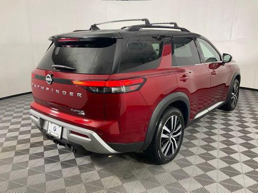 2023 Nissan Pathfinder Platinum 4WD