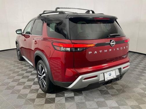 2023 Nissan Pathfinder Platinum 4WD