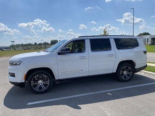 2023 Jeep Grand Wagoneer L 4x4