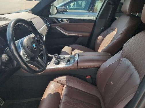 Carbon Black Metallic 2022 BMW X5 xDrive40i