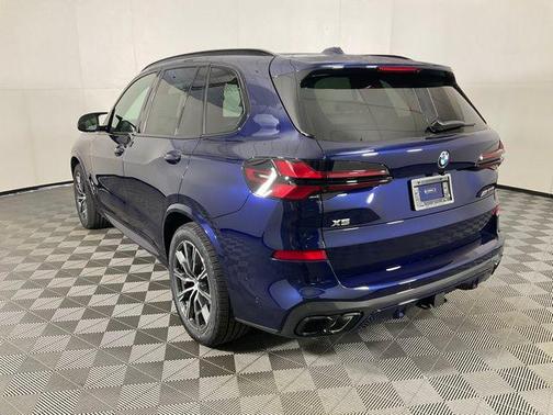 2026 BMW X5 M60i