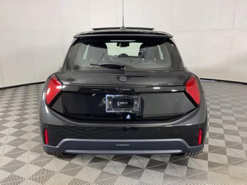 Midnight Black II Met 2027 MINI Hardtop Iconic