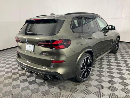 2026 BMW X5 M60i