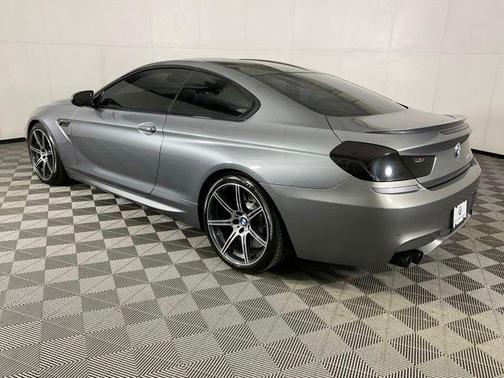Space Gray Metallic 2017 BMW M6 Base