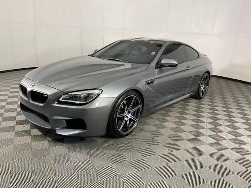 Space Gray Metallic 2017 BMW M6 Base