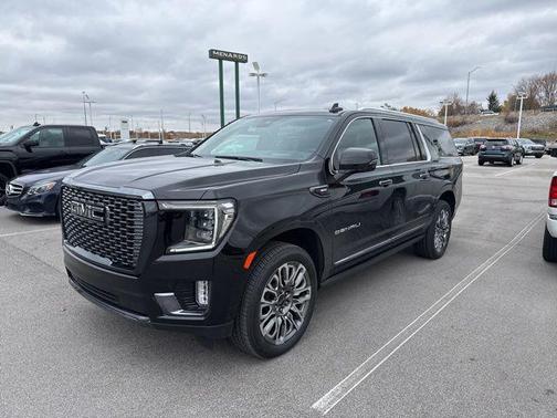 2023 GMC Yukon XL Denali Ultimate