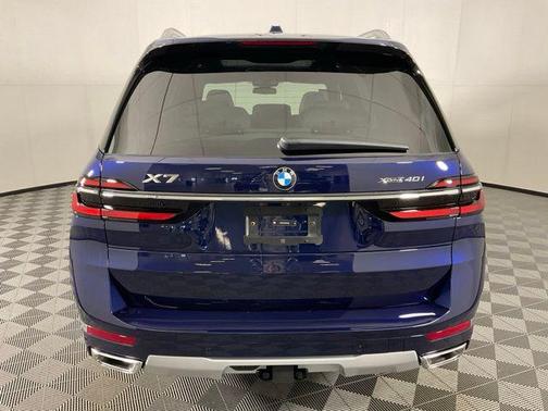 2026 BMW X7 xDrive40i