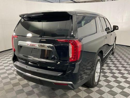2024 GMC Yukon XL SLT