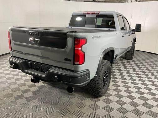 2024 Chevrolet Silverado 2500 4WD Crew Cab Standard Bed ZR2