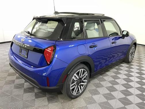 2025 MINI Hardtop Oxford Edition