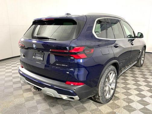 Tanzanite Blue II Metallic 2026 BMW X5 PHEV xDrive50e