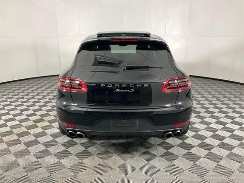 2017 Porsche Macan S