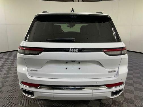 2025 Jeep Grand Cherokee Overland