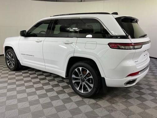 2025 Jeep Grand Cherokee Overland