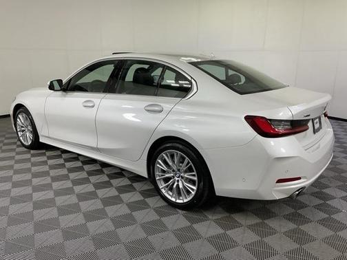 2024 BMW 330 i xDrive