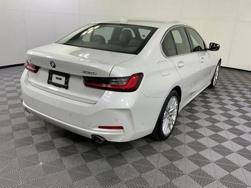 2024 BMW 330 i xDrive