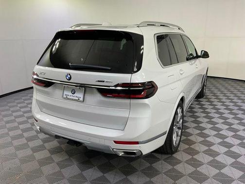 2026 BMW X7 xDrive40i